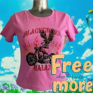 Free 🆕Graphic Biker Crop T-Shirt